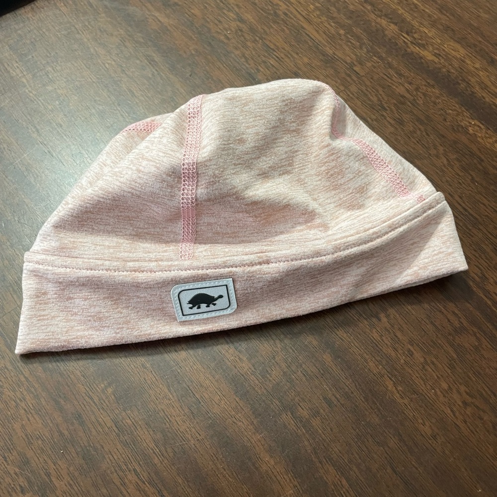 TurtleFur thin hat with ponytail hole
